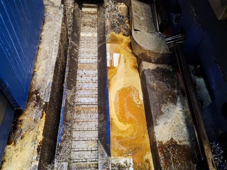 Servis chladicích kapalin, čištění CNC strojů - Deckenbach CZ