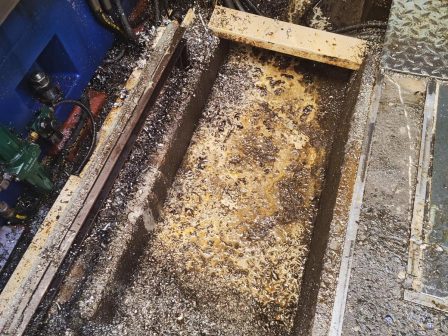 Servis chladicích kapalin, čištění CNC strojů - Deckenbach CZ